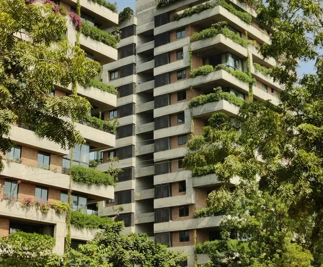 Commercial Complex in Sector 18